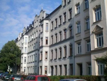 Kassberg In Ruhiger Lage Fuer Wochen Oder Monatsaufenthalte Хемниц