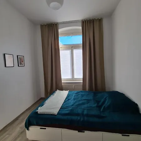 Kassberg In Ruhiger Lage Fuer Wochen Oder Monatsaufenthalte Хемниц